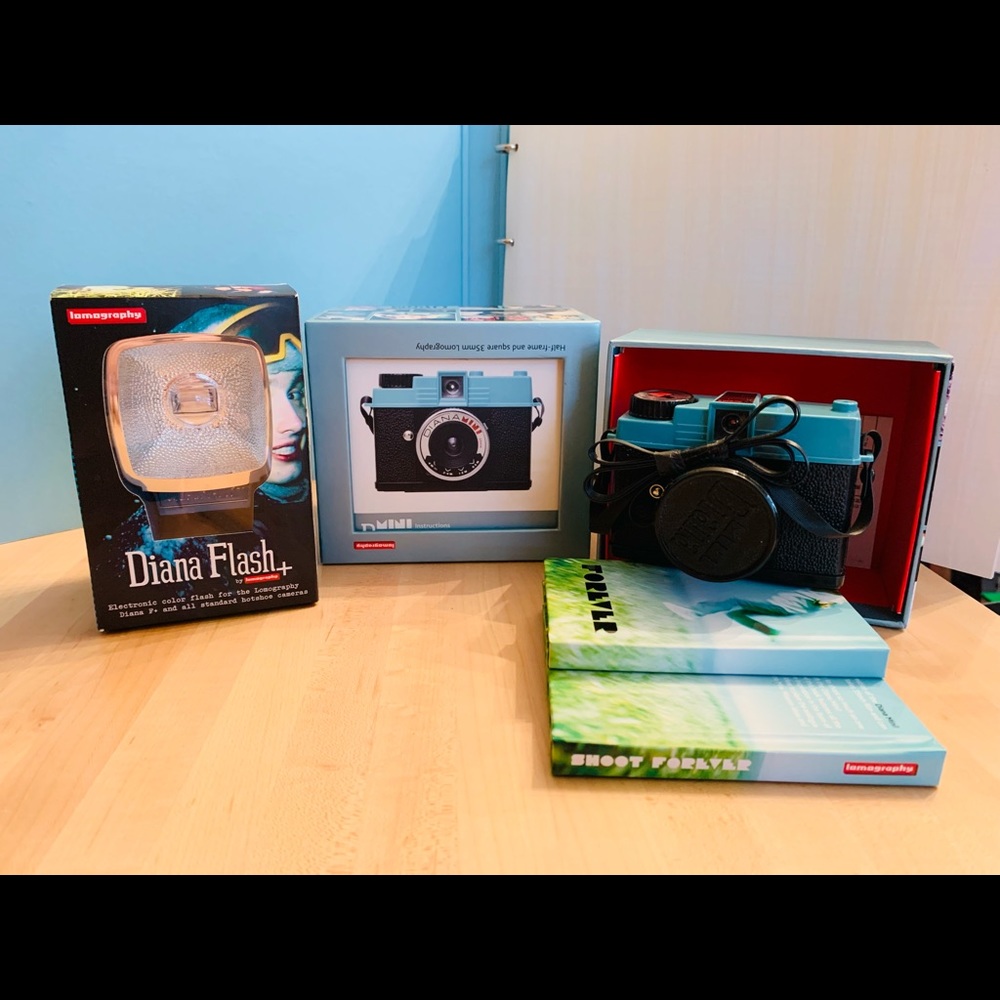 Diana Mini + Flash